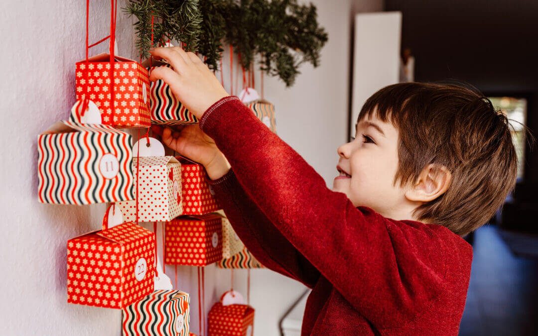Aprenda a fazer o Calendário do Advento com seu pequeno