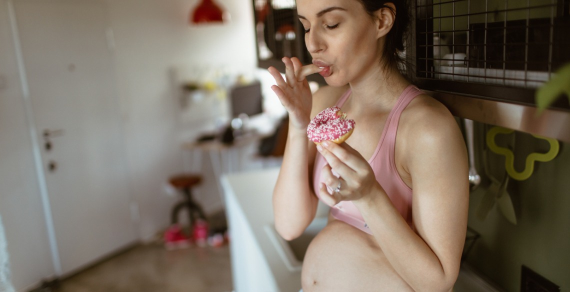Alimentação na gravidez: quais cuidados preciso ter?