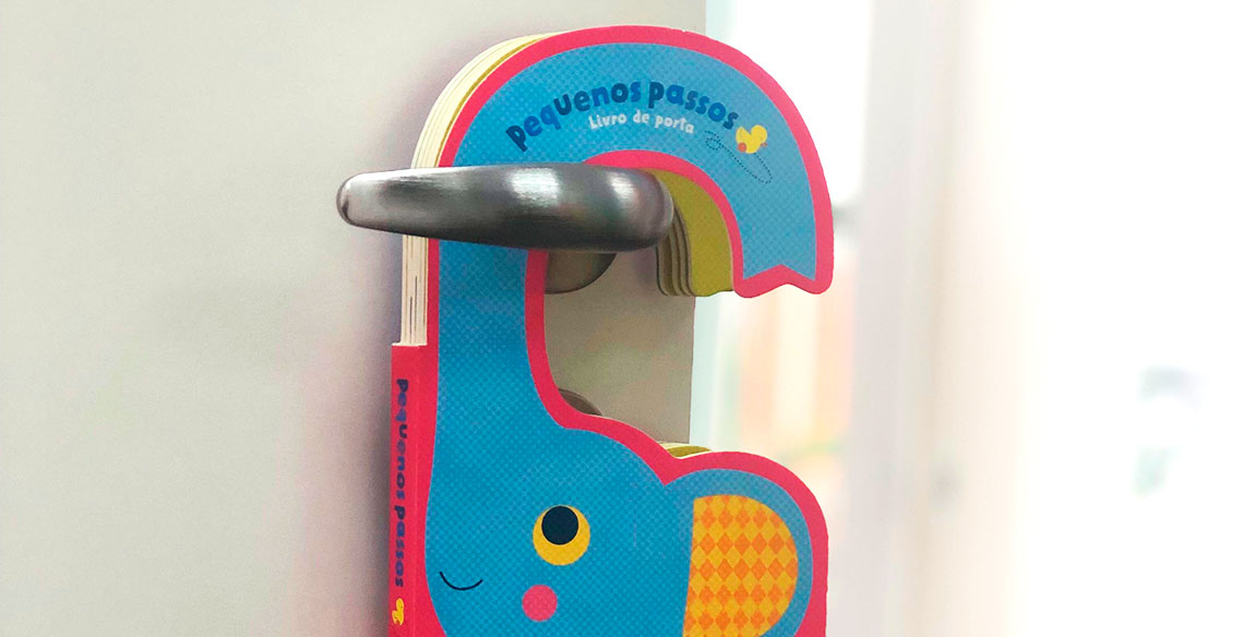 Hora do Banho: um livro de porta para bebês