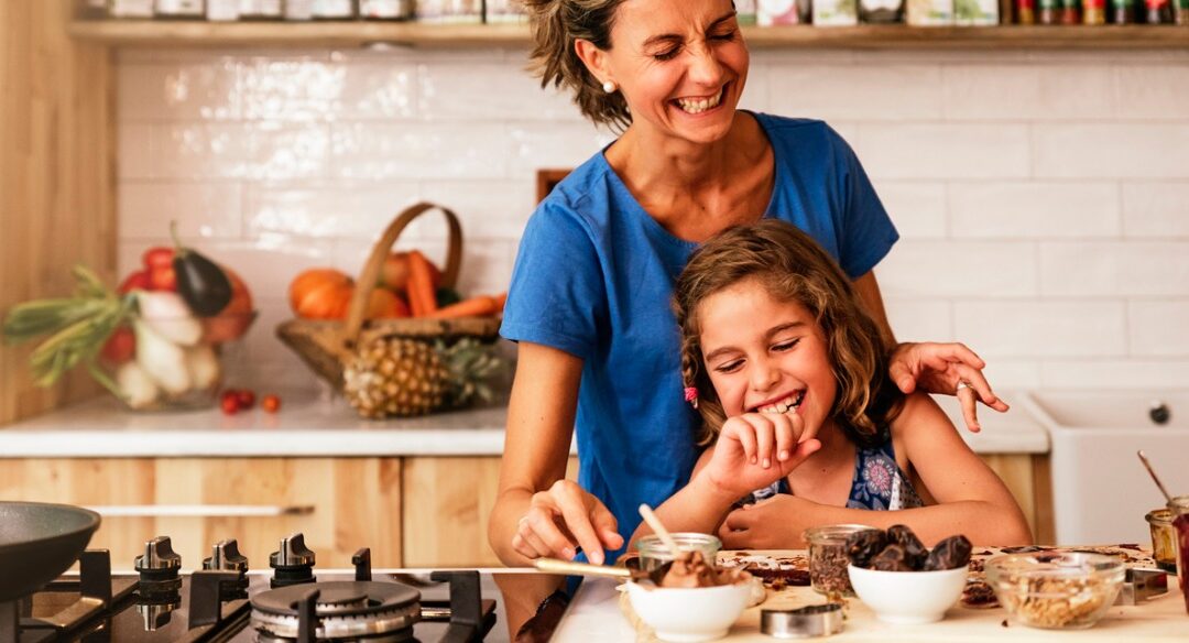4 receitas de doces com chocolate para fazer com as crianças